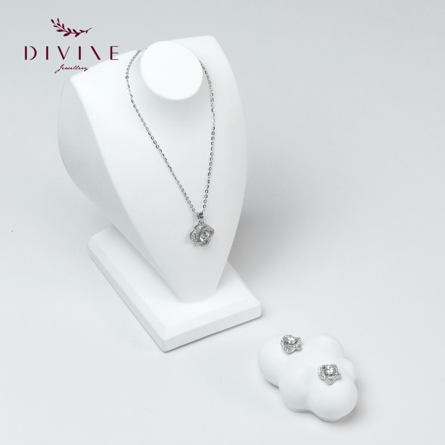 Moissanite Set 15