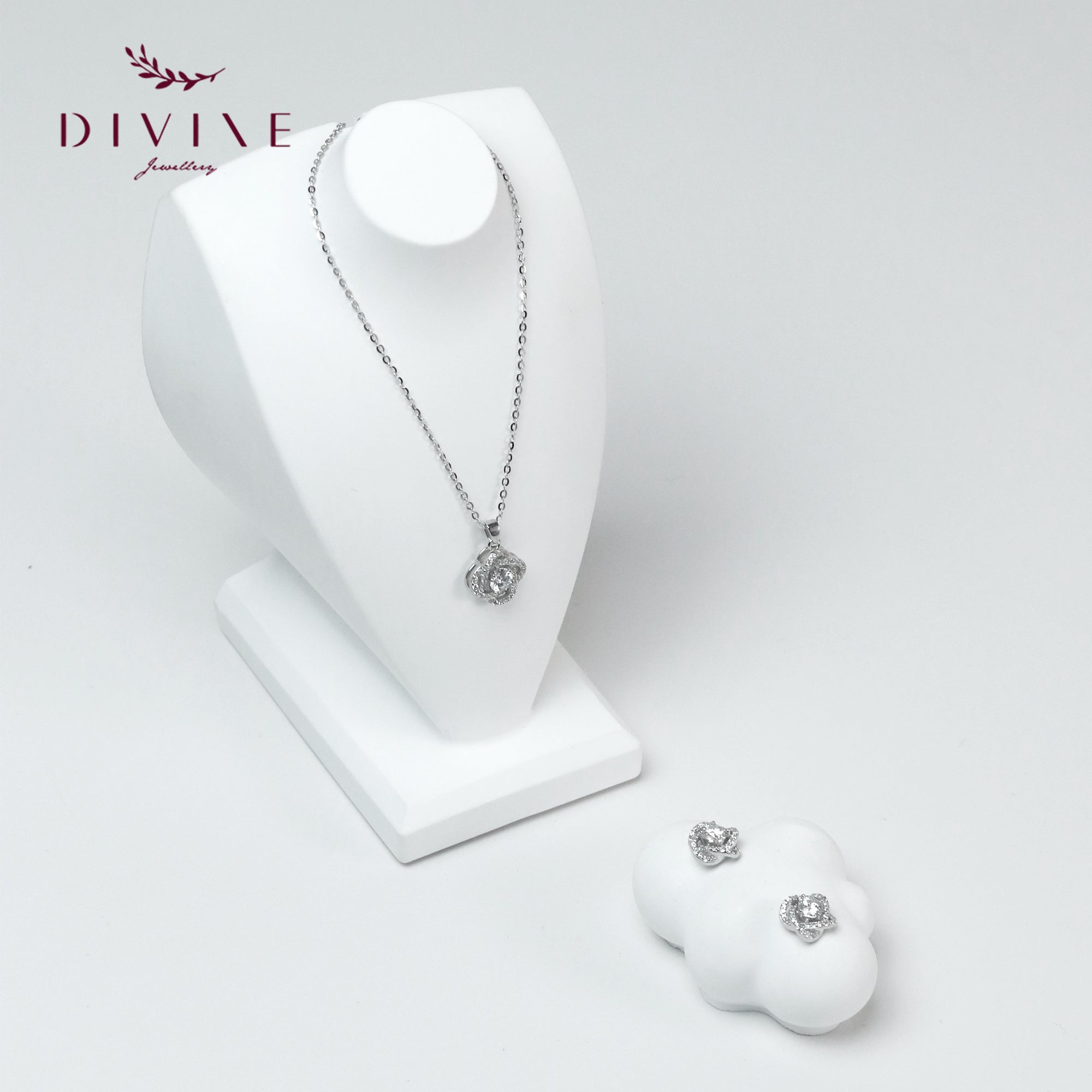 Moissanite Set 15
