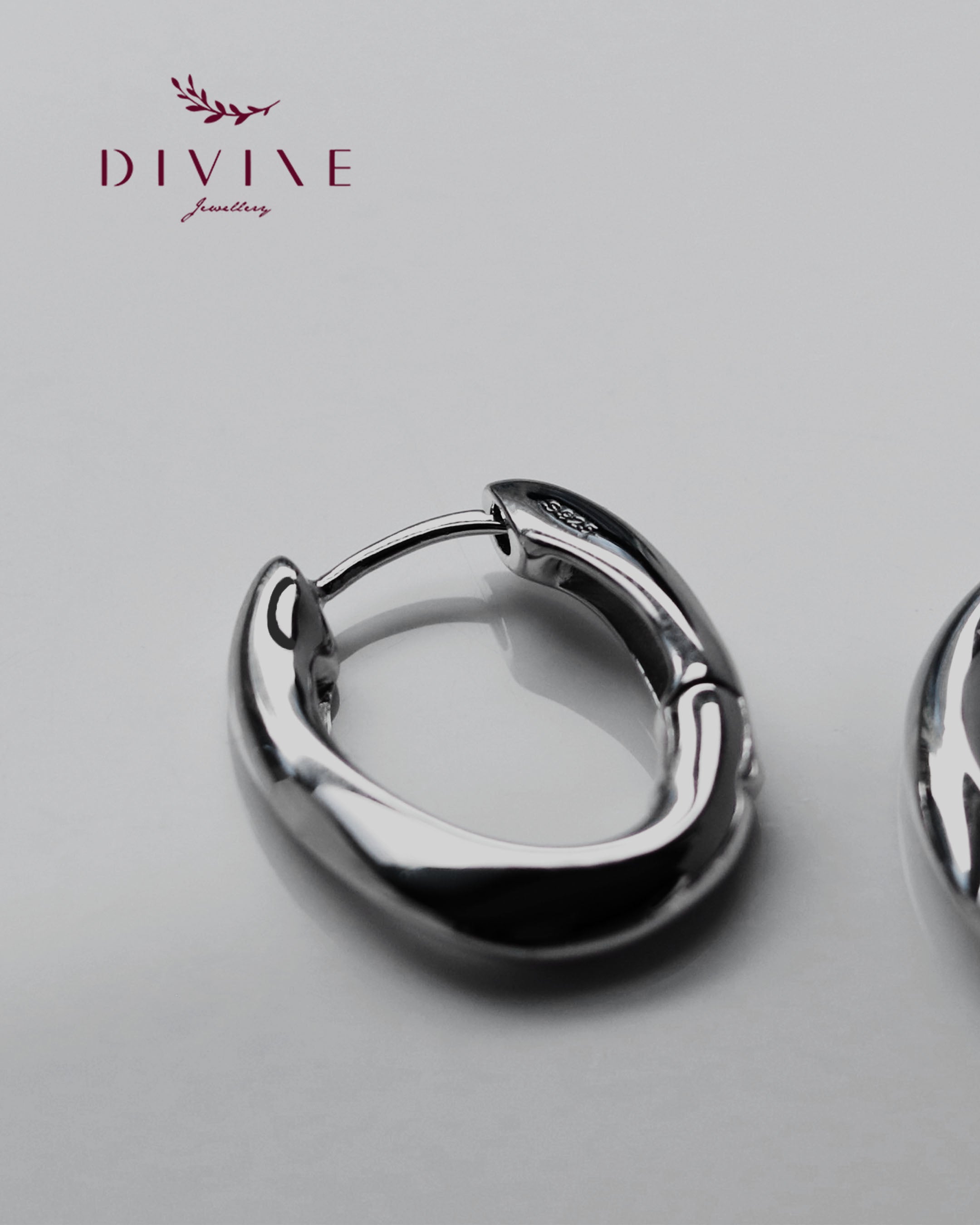 Silver earrings 162