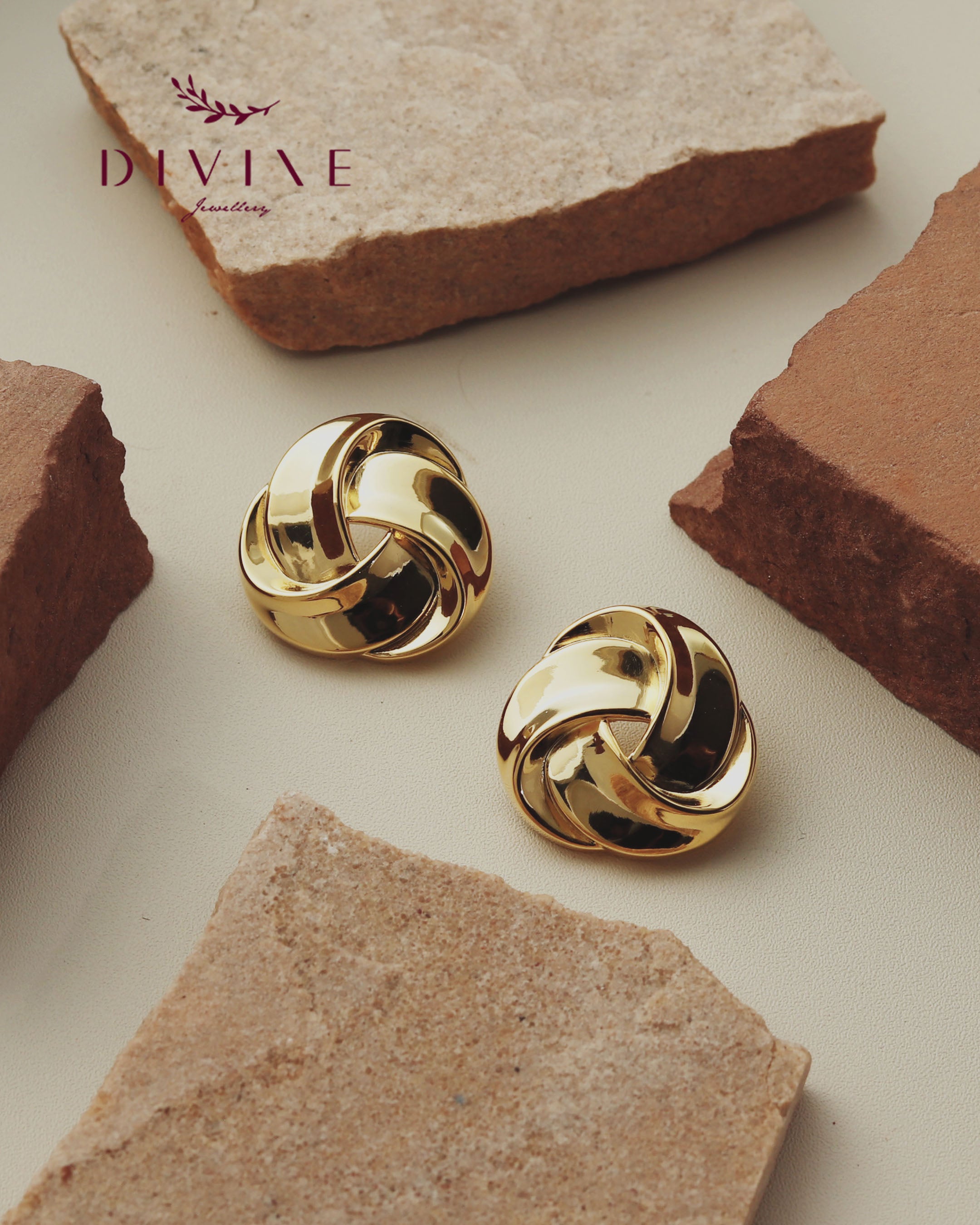 Silver earrings 126