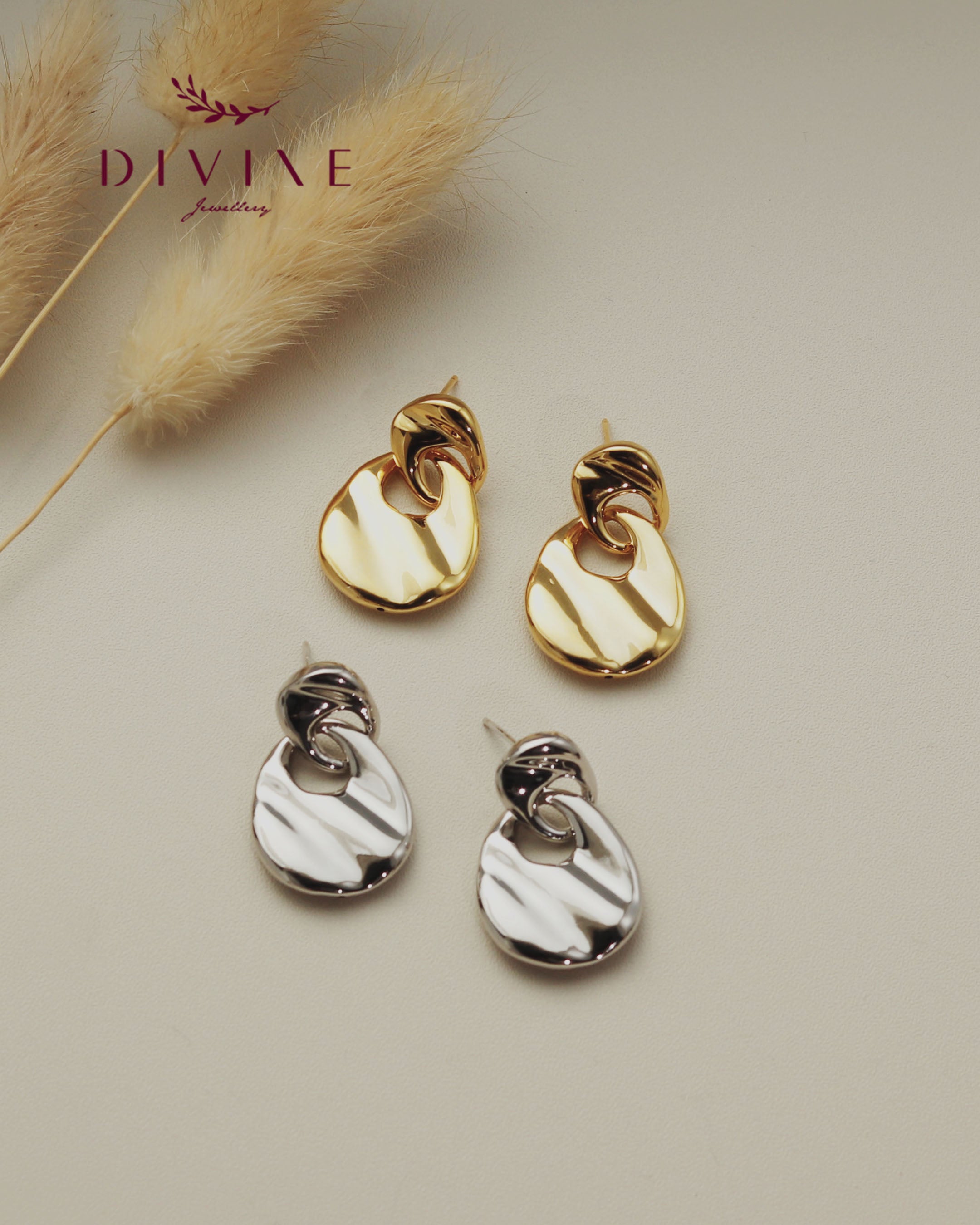 Silver earrings 127