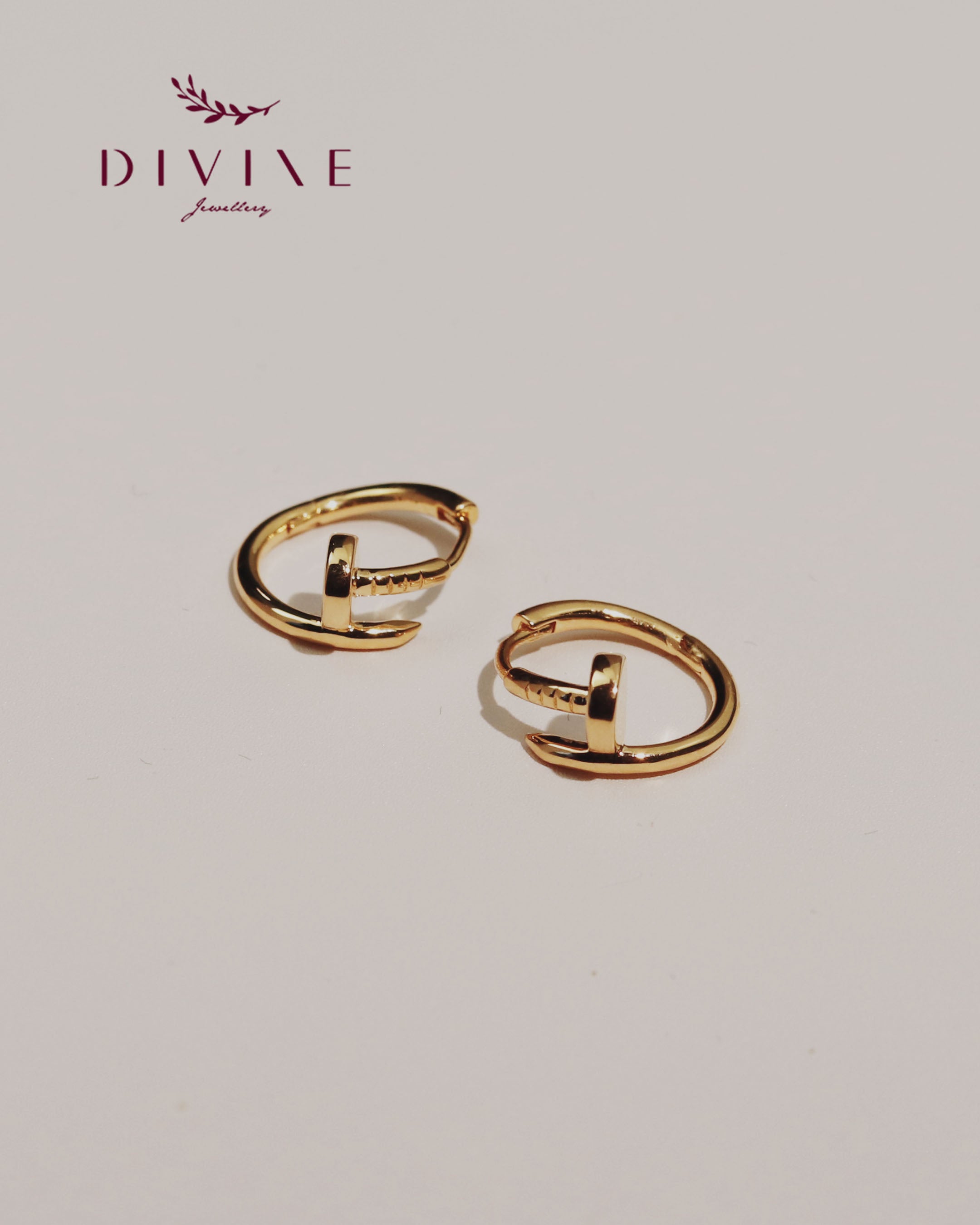 Silver earrings 129