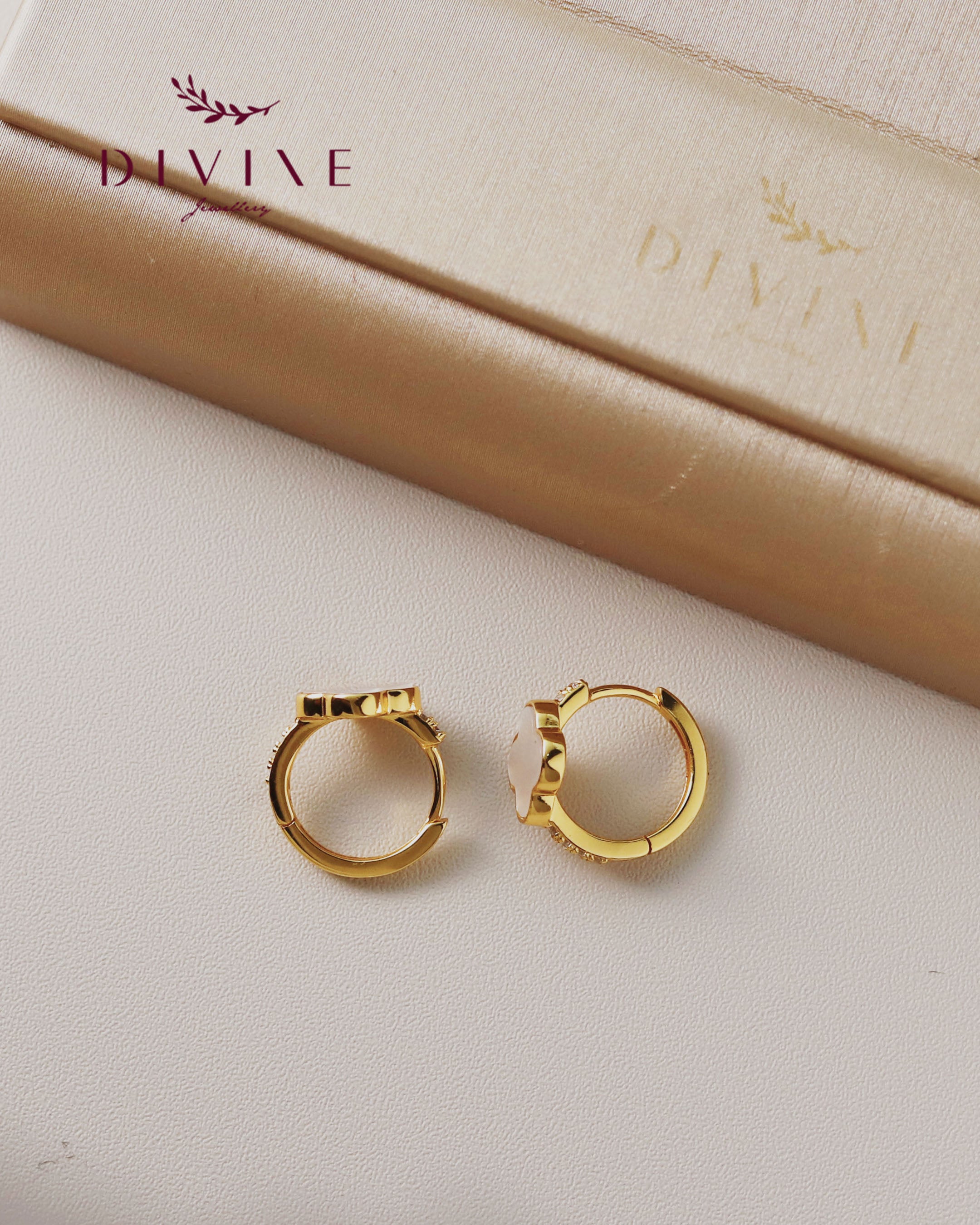 Silver earrings 138