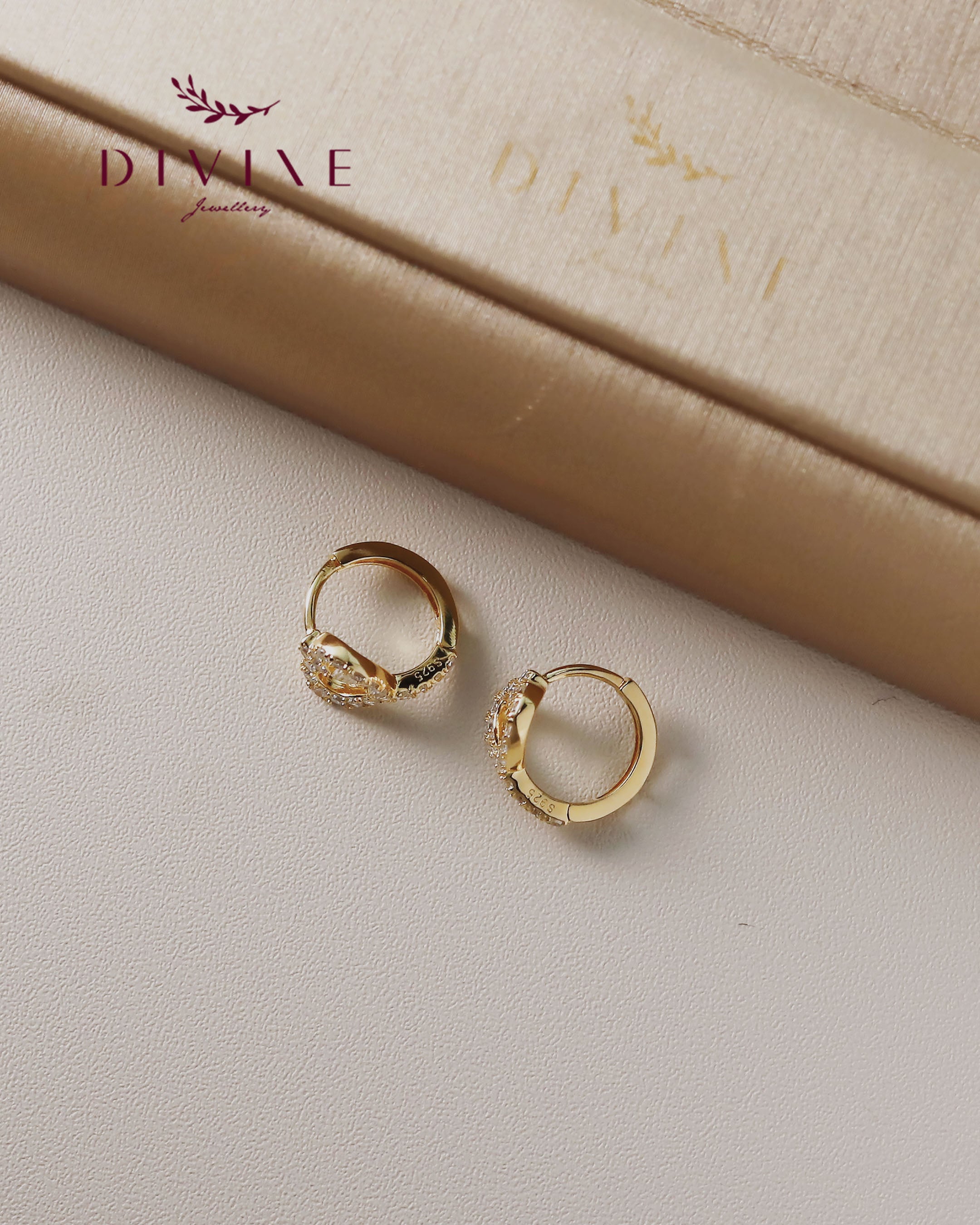 Silver earrings 139