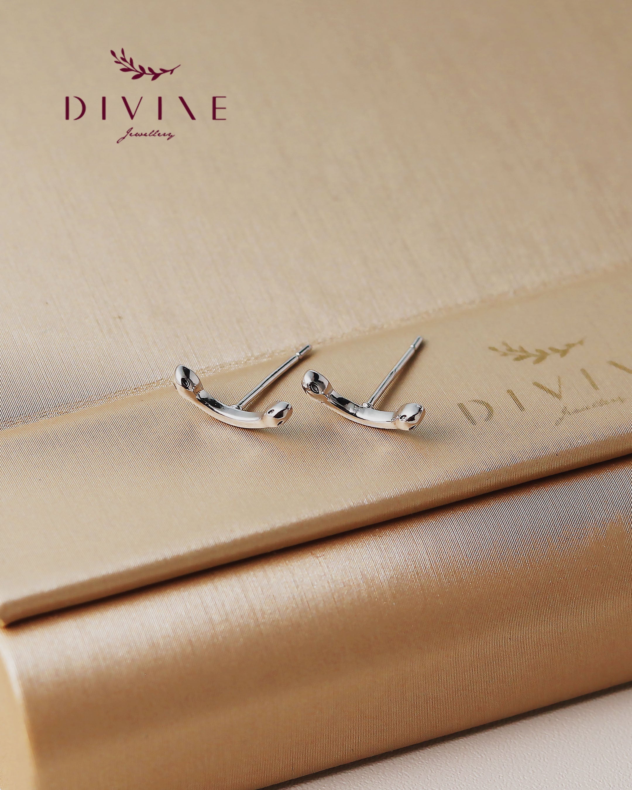 Silver earrings 142
