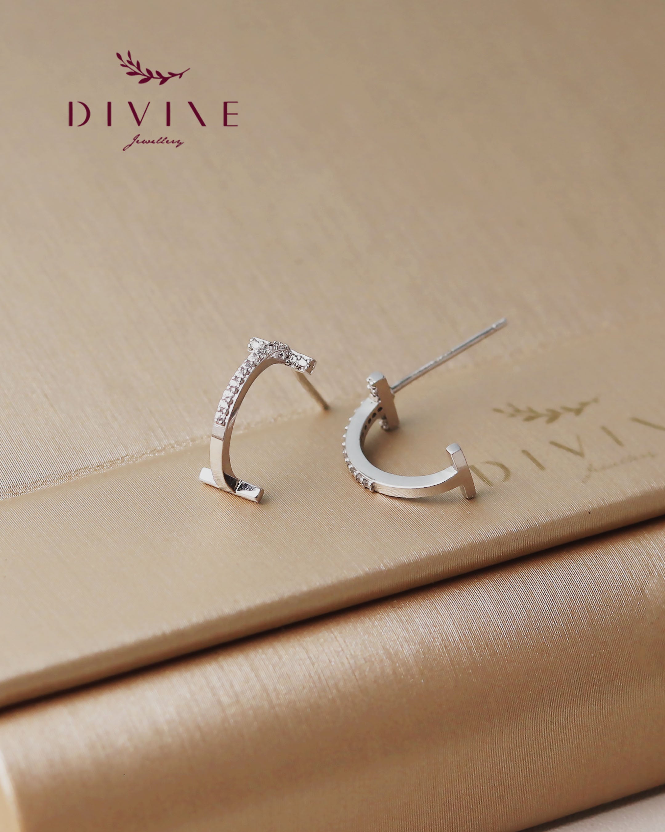 Silver earrings 143