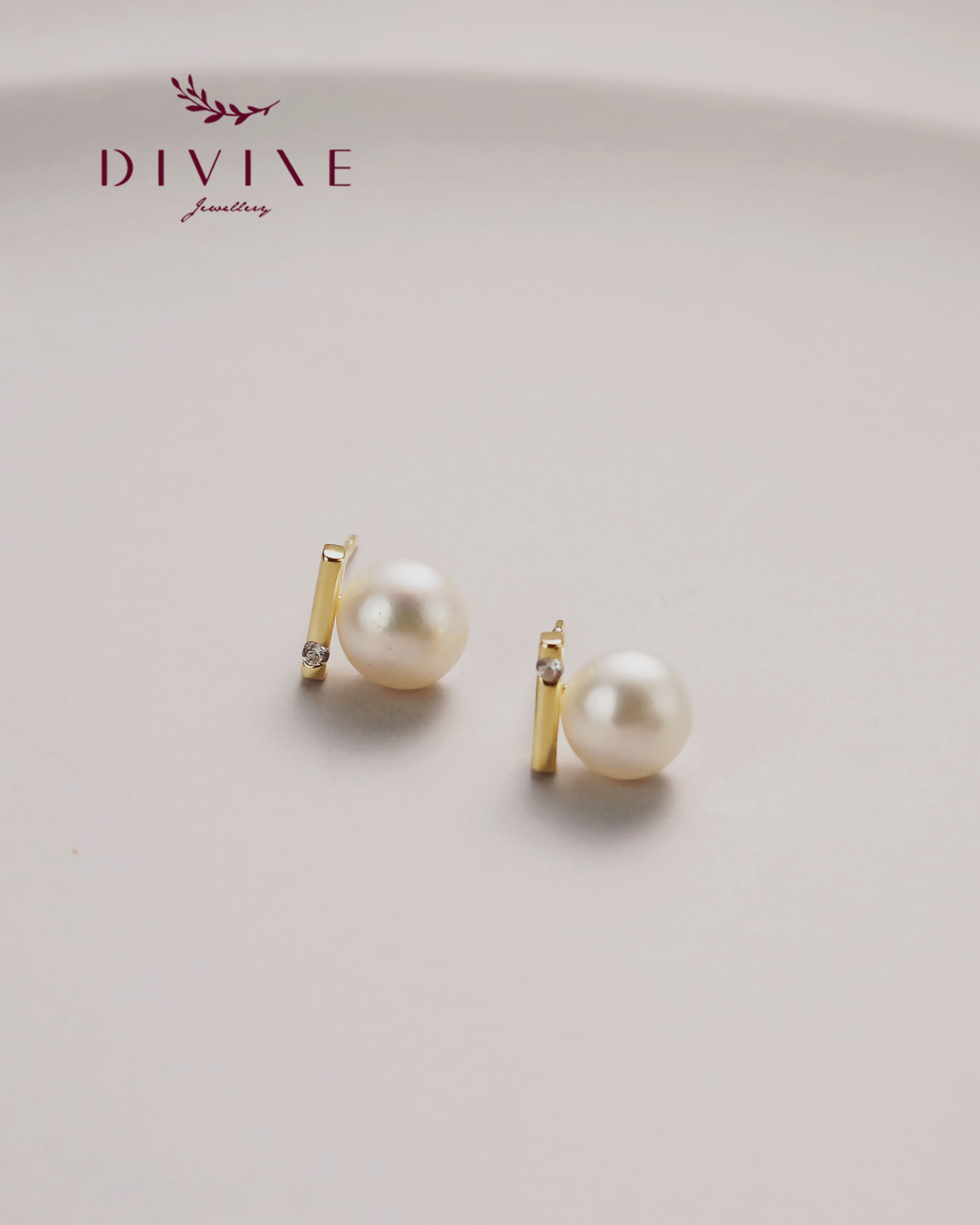 Silver earrings 152