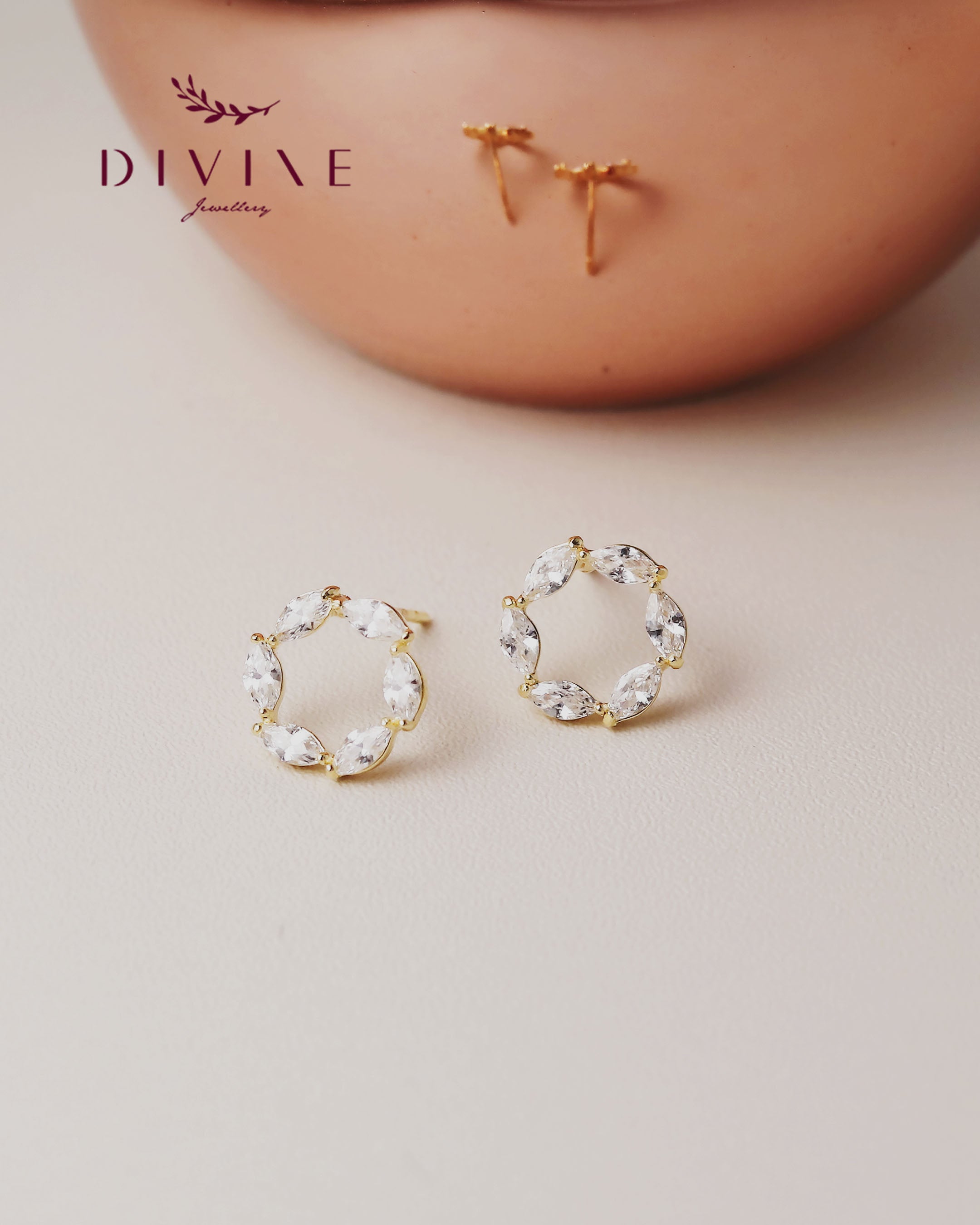 Silver earrings 154