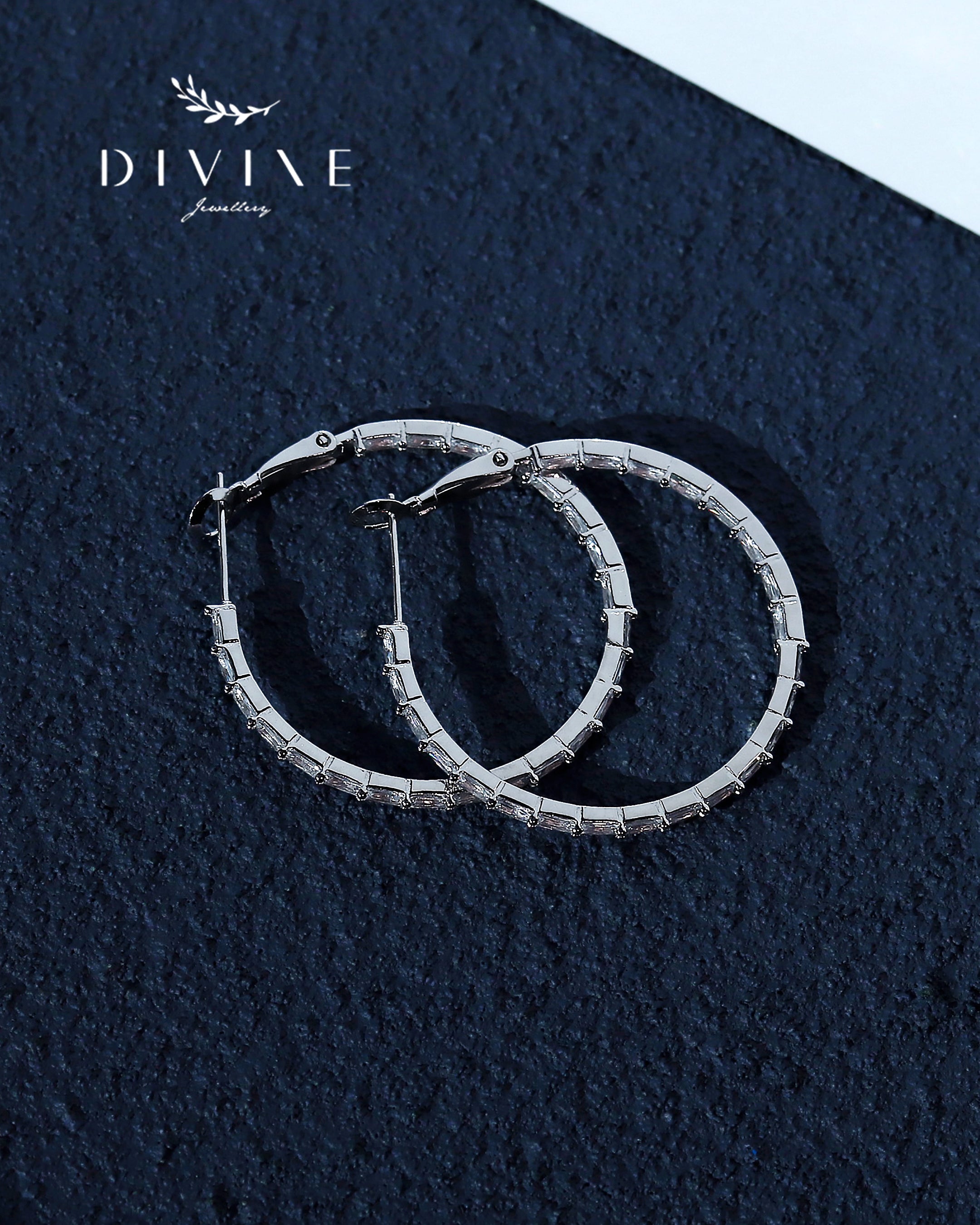 Silver earrings 112