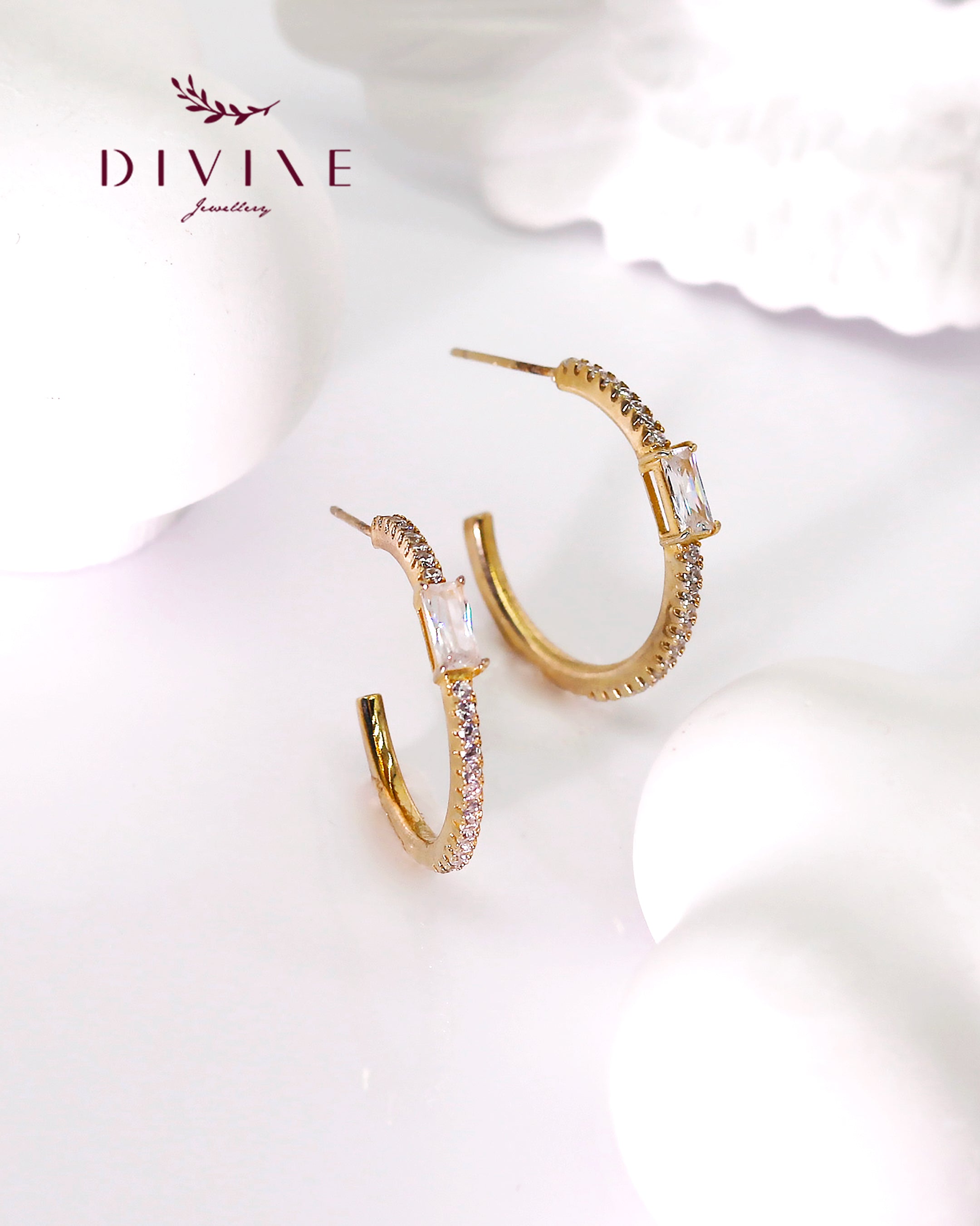 Silver earrings 109