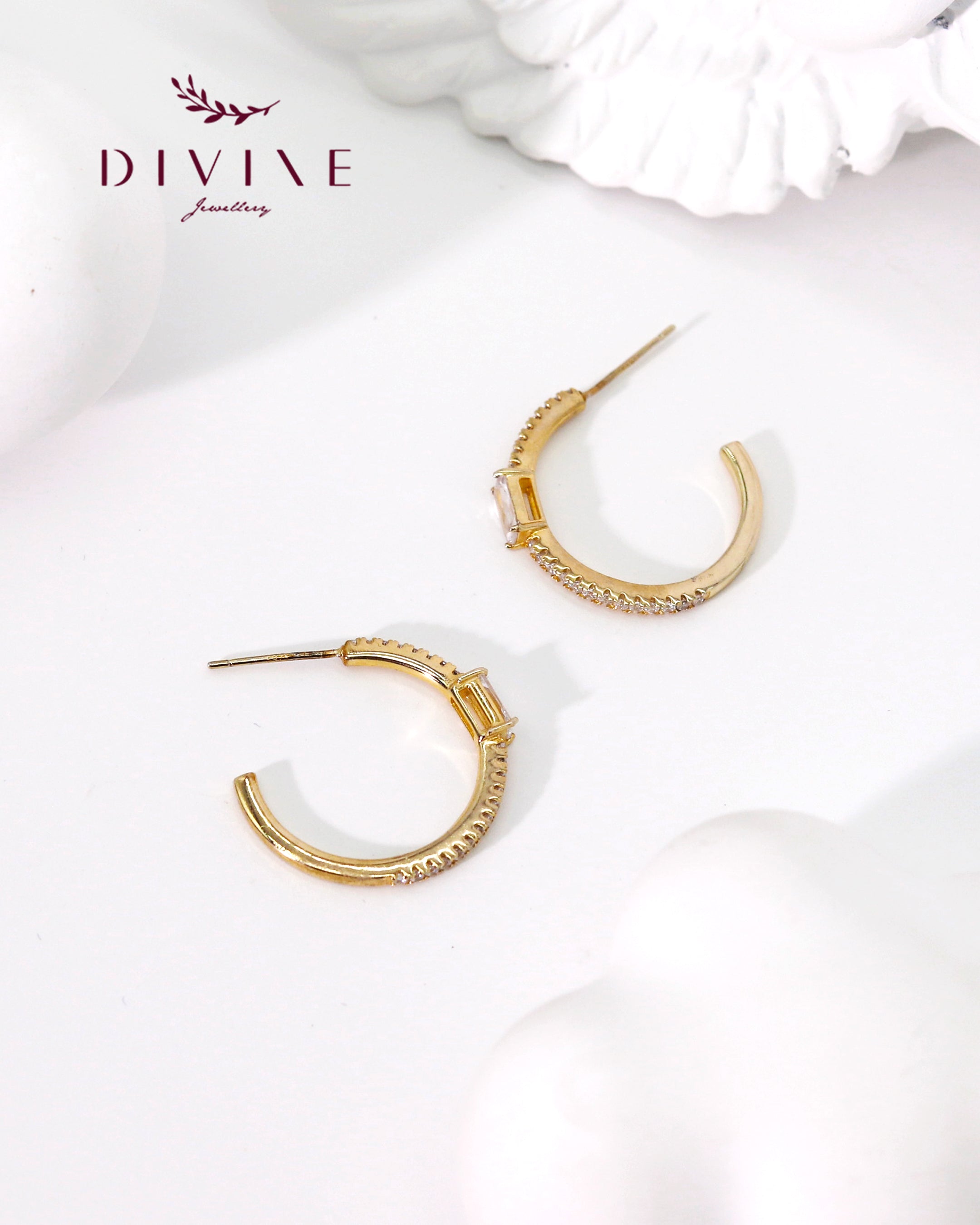 Silver earrings 109