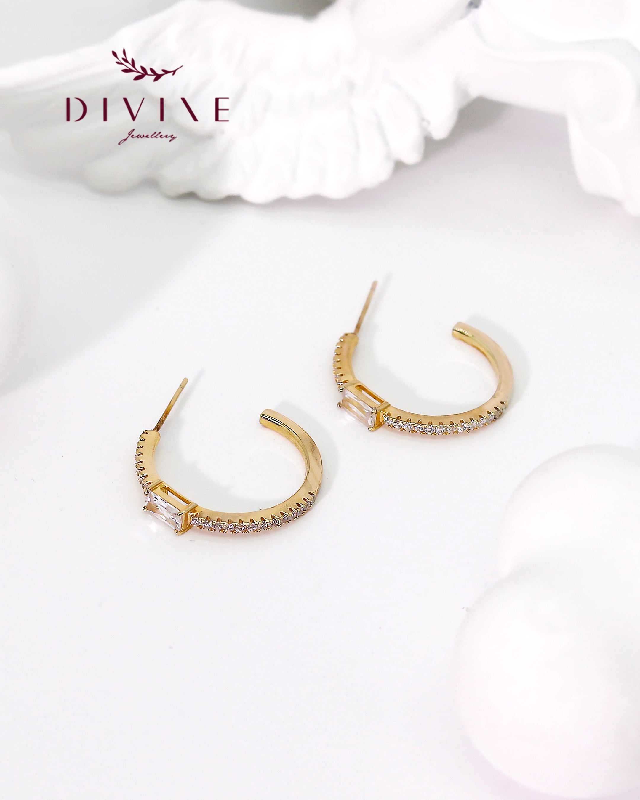Silver earrings 109