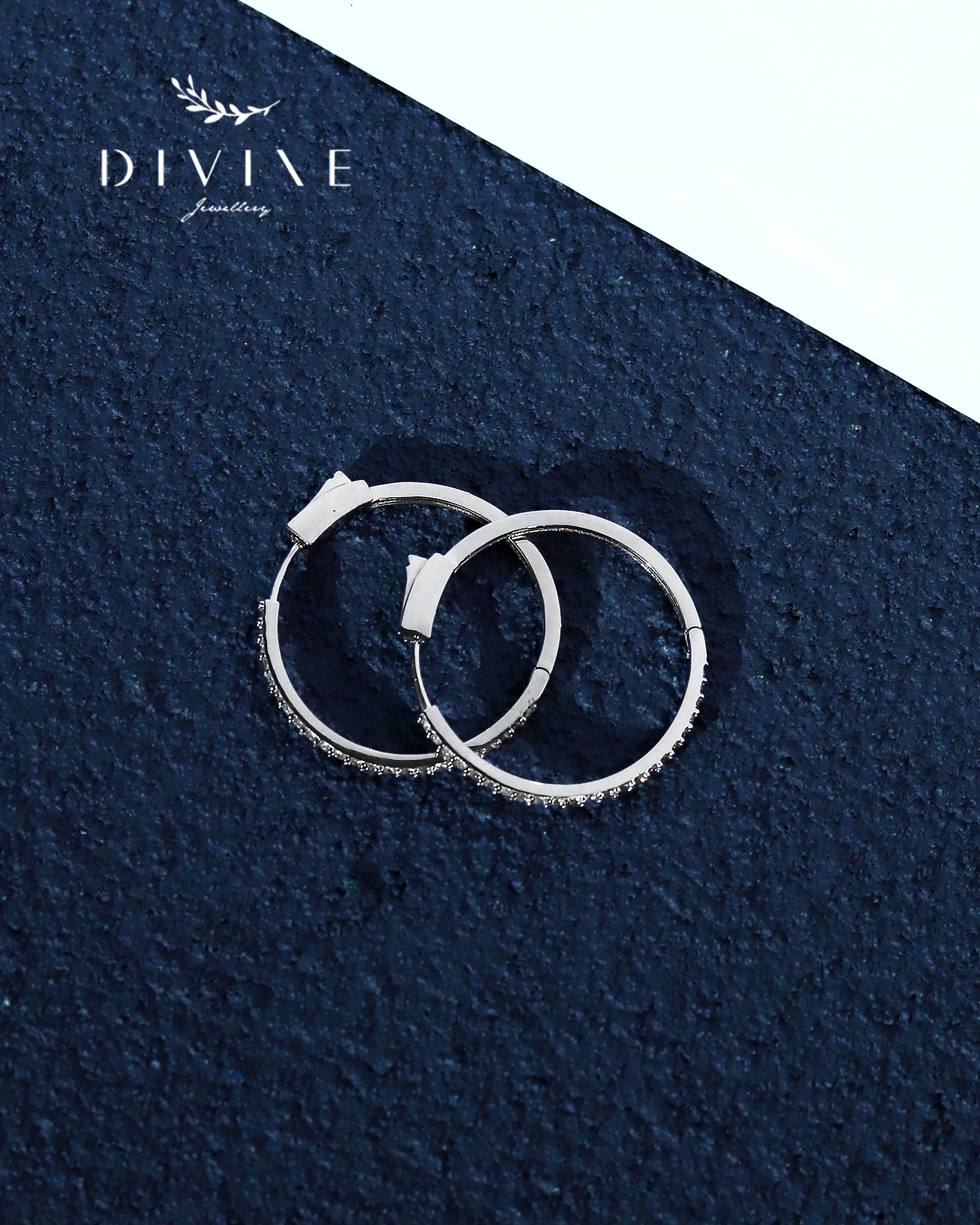 Silver earrings 115