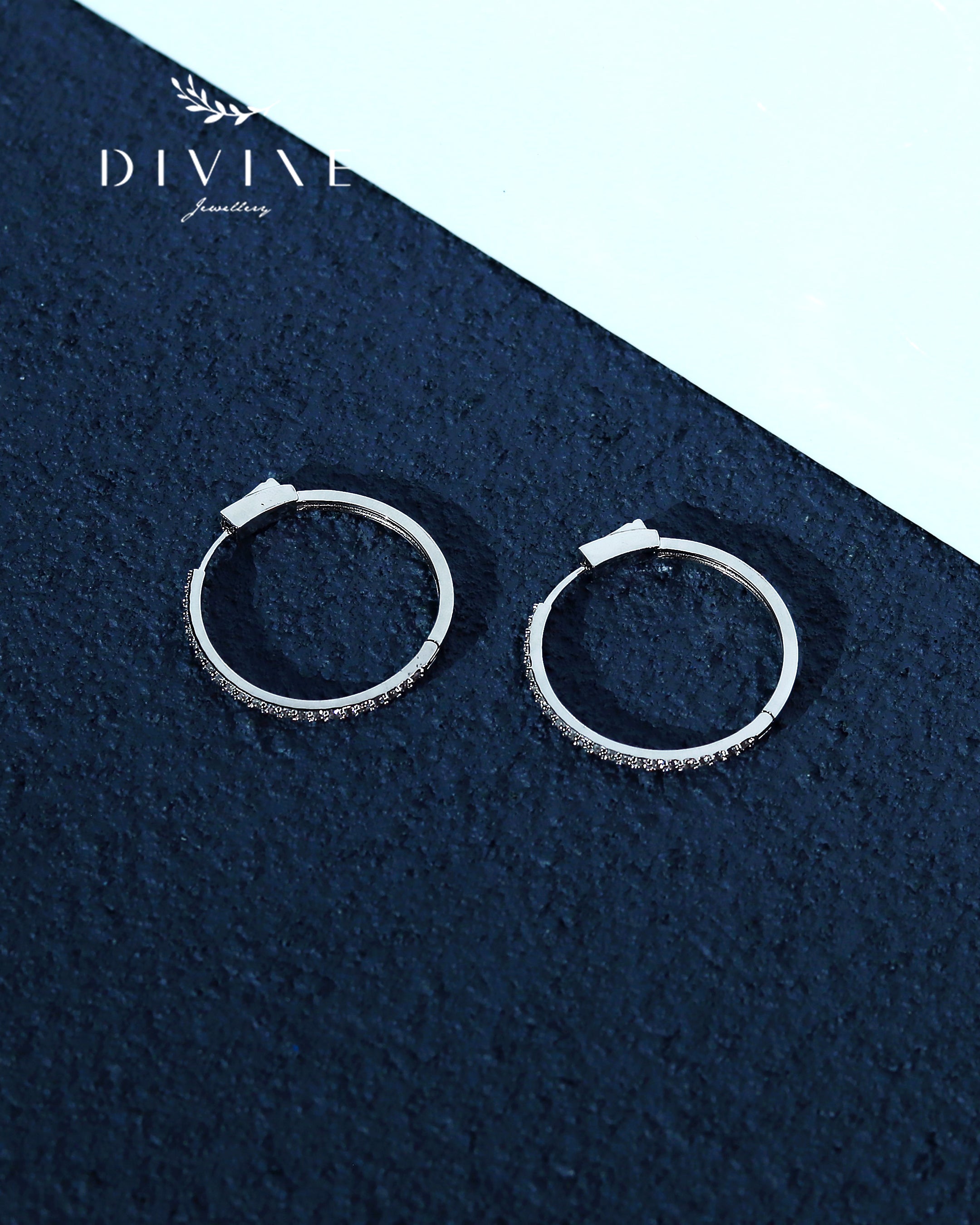 Silver earrings 115