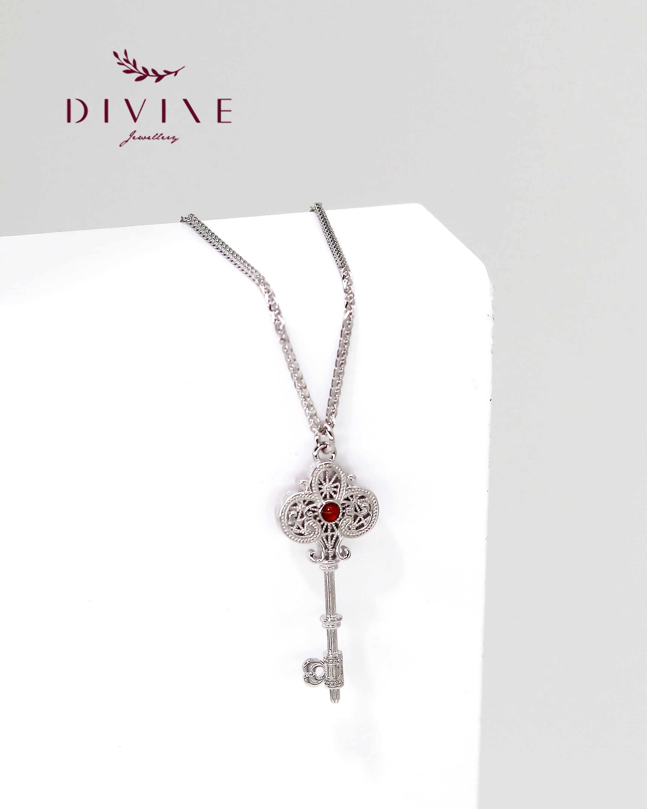 Silver Necklace 105
