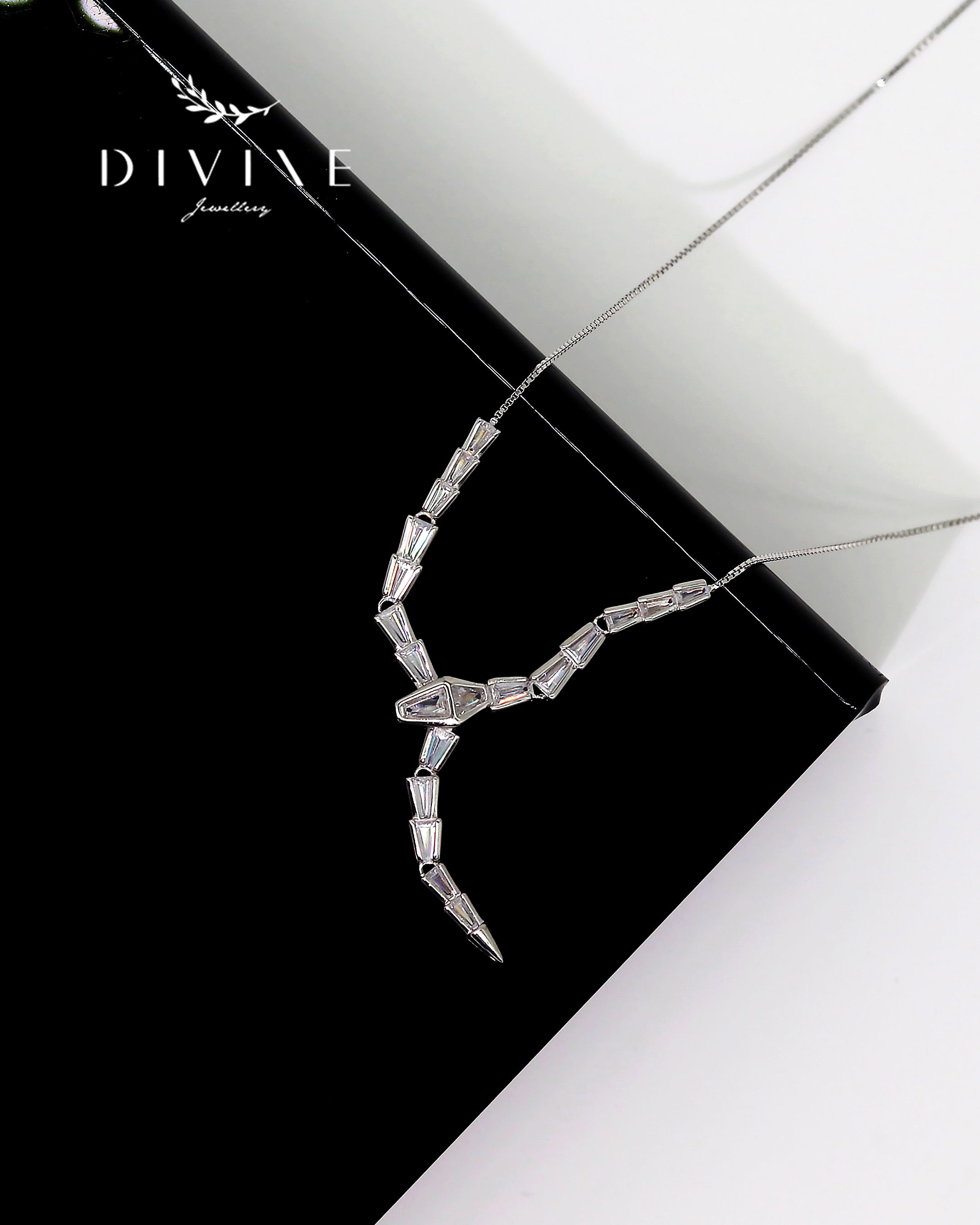 Silver Necklace 112