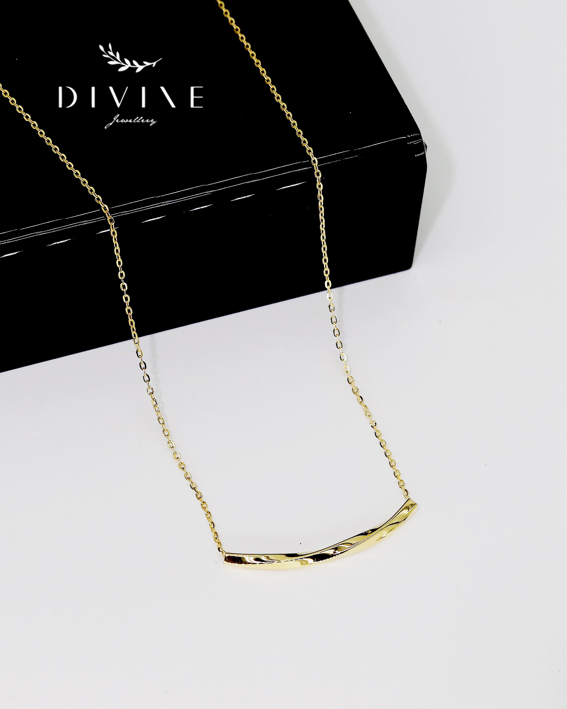 Silver Necklace 124