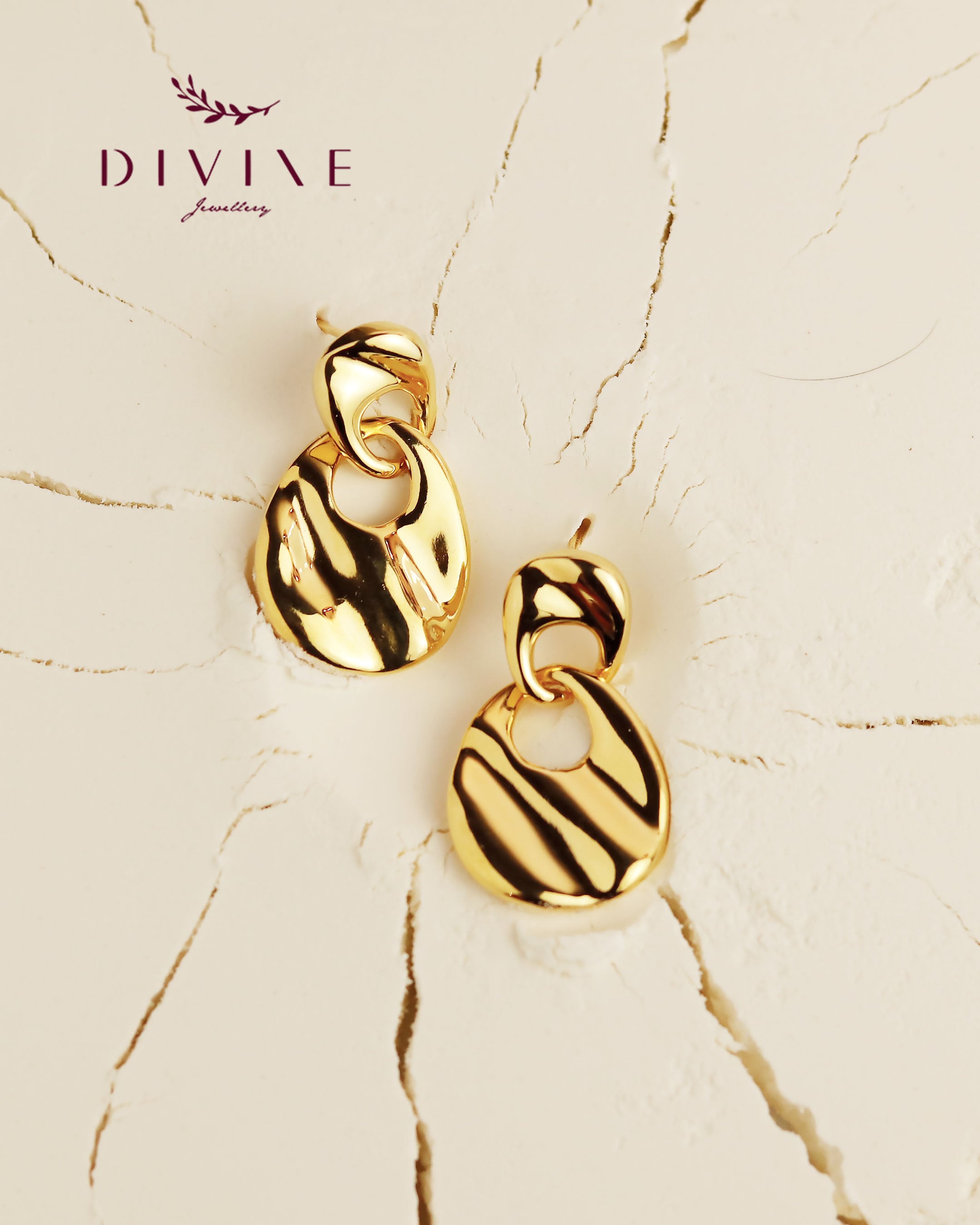 Silver earrings 127