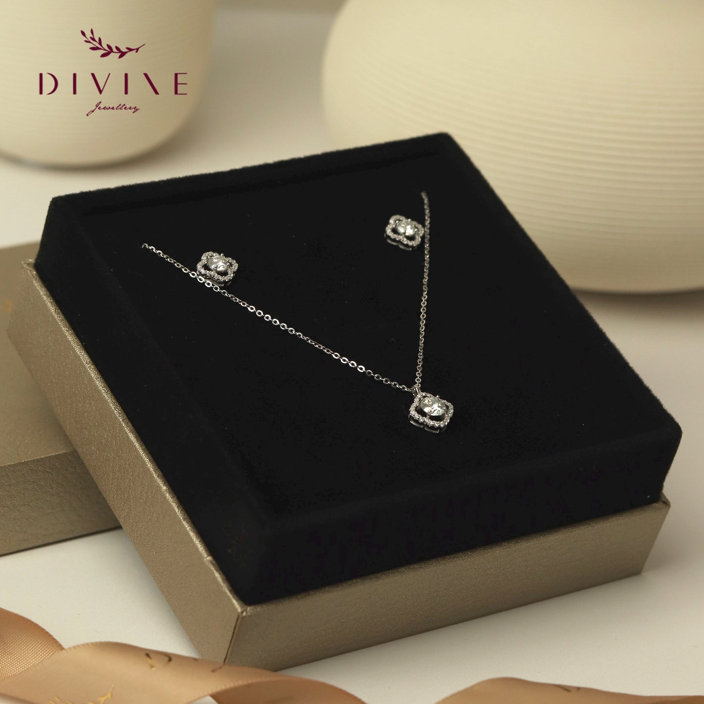 Moissanite Set 08