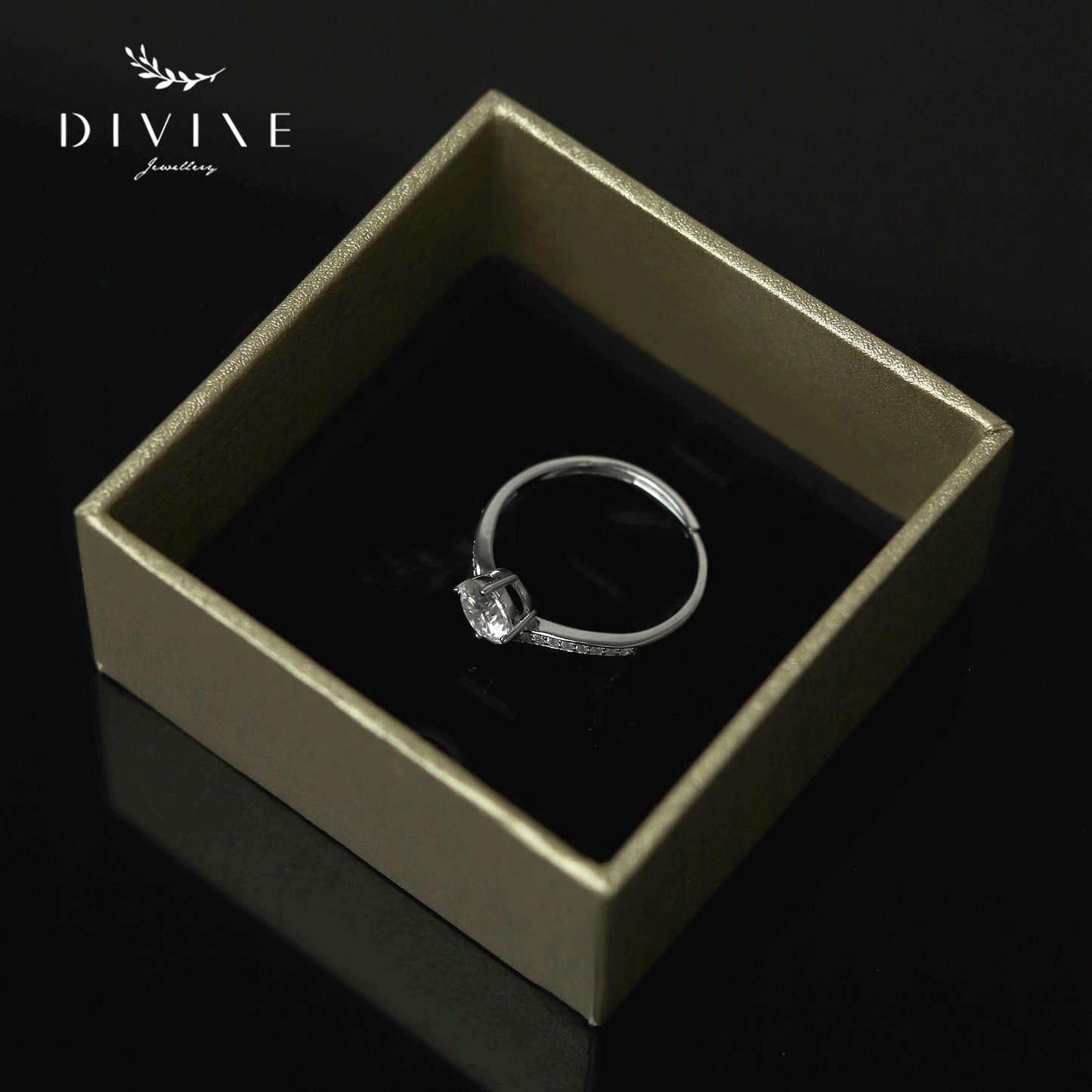 Moissanite Rings 10