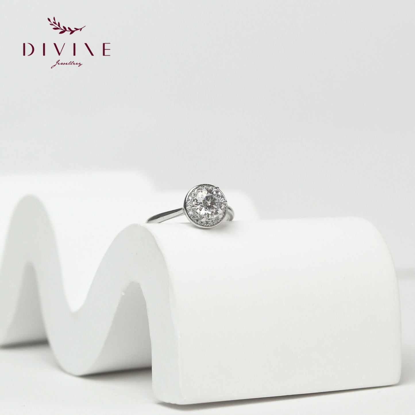 Moissanite Rings 13