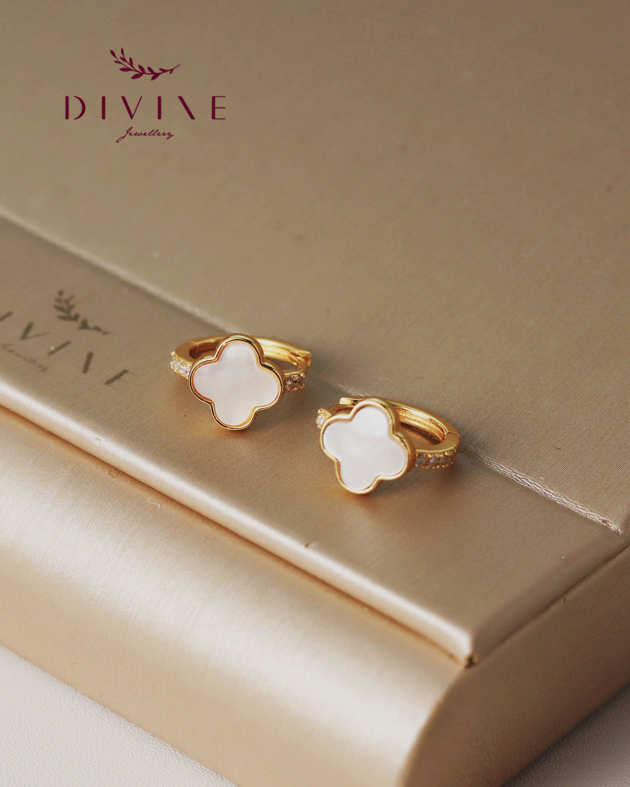 Silver earrings 138