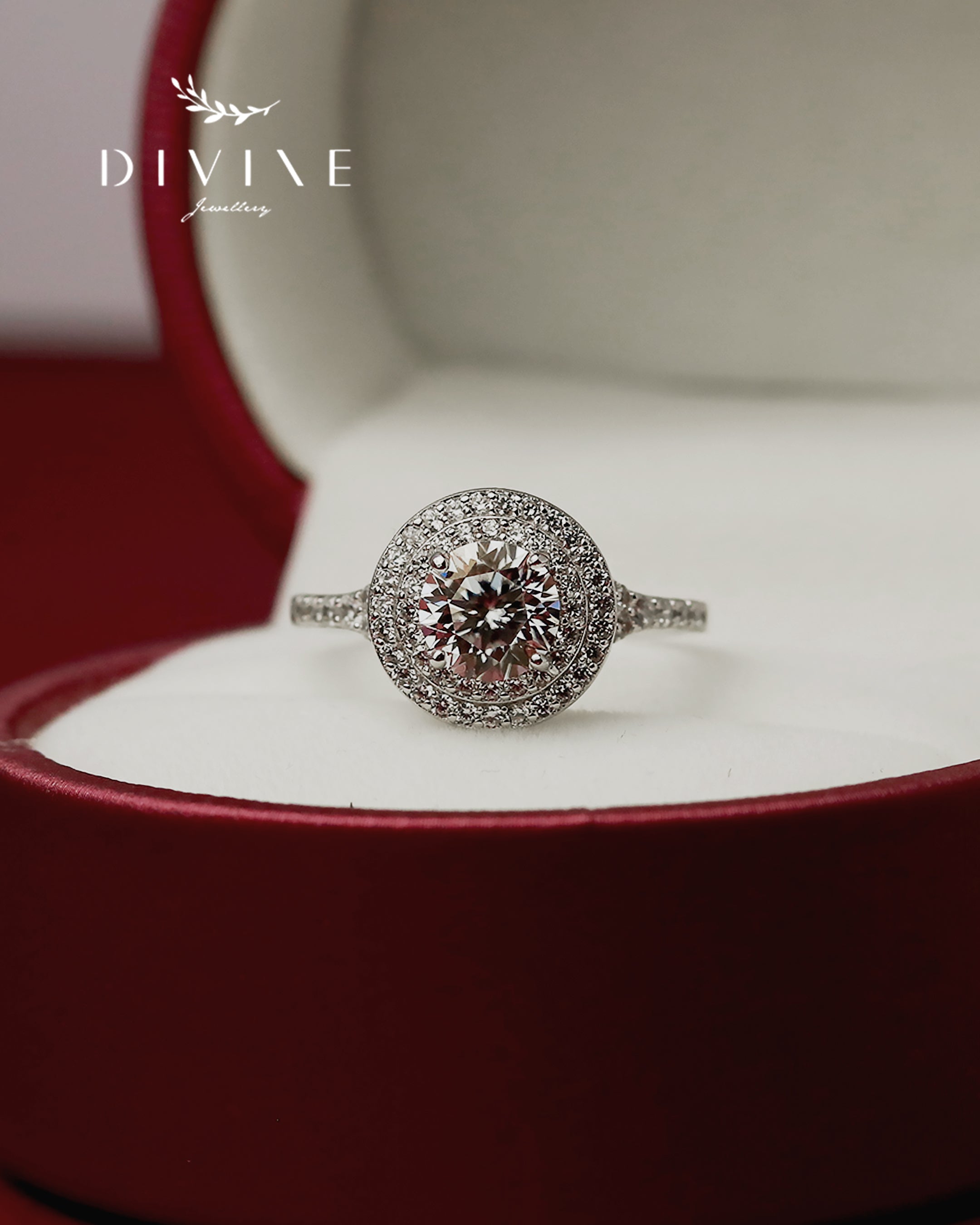 Moissanite Rings 31