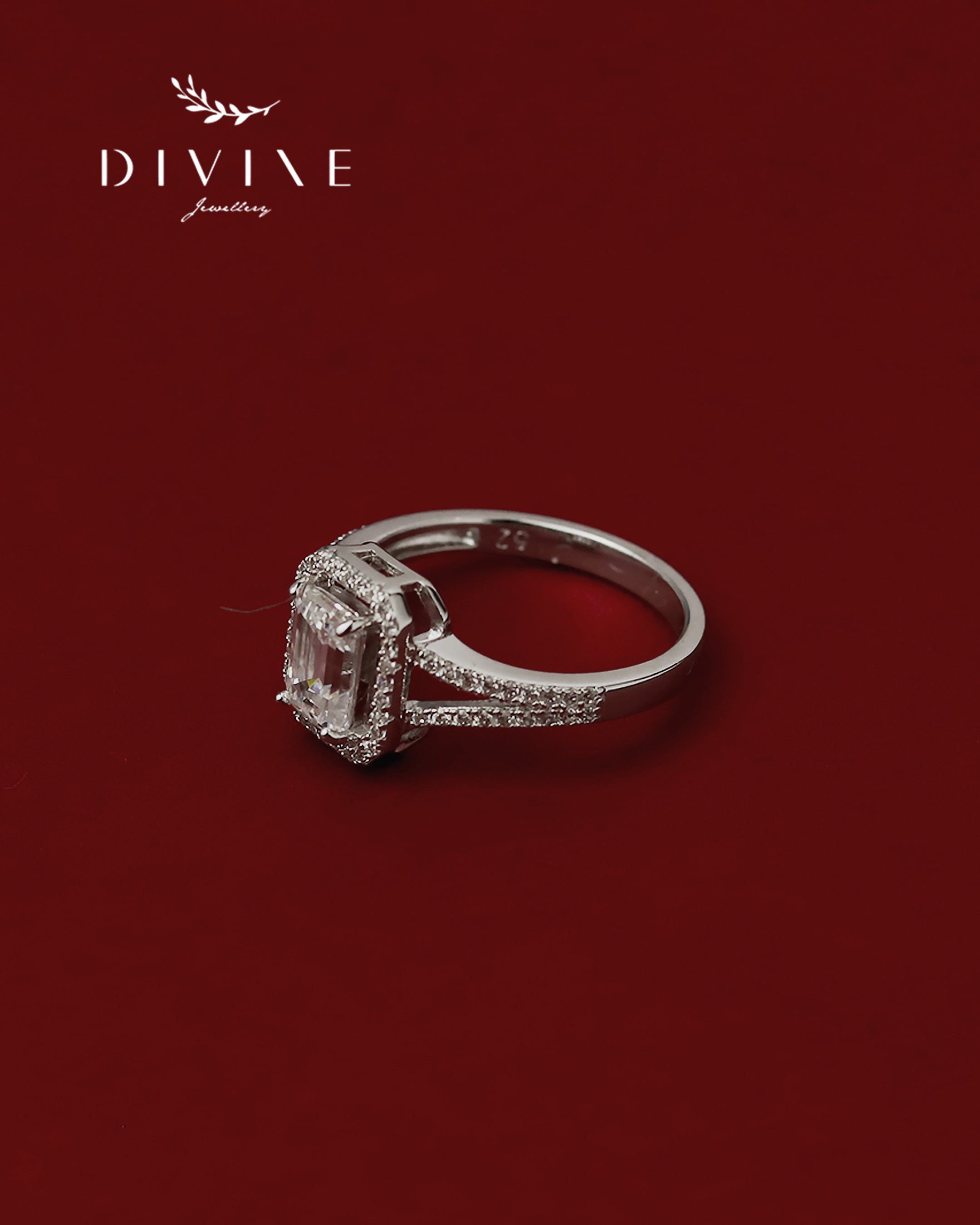 Moissanite Rings 32
