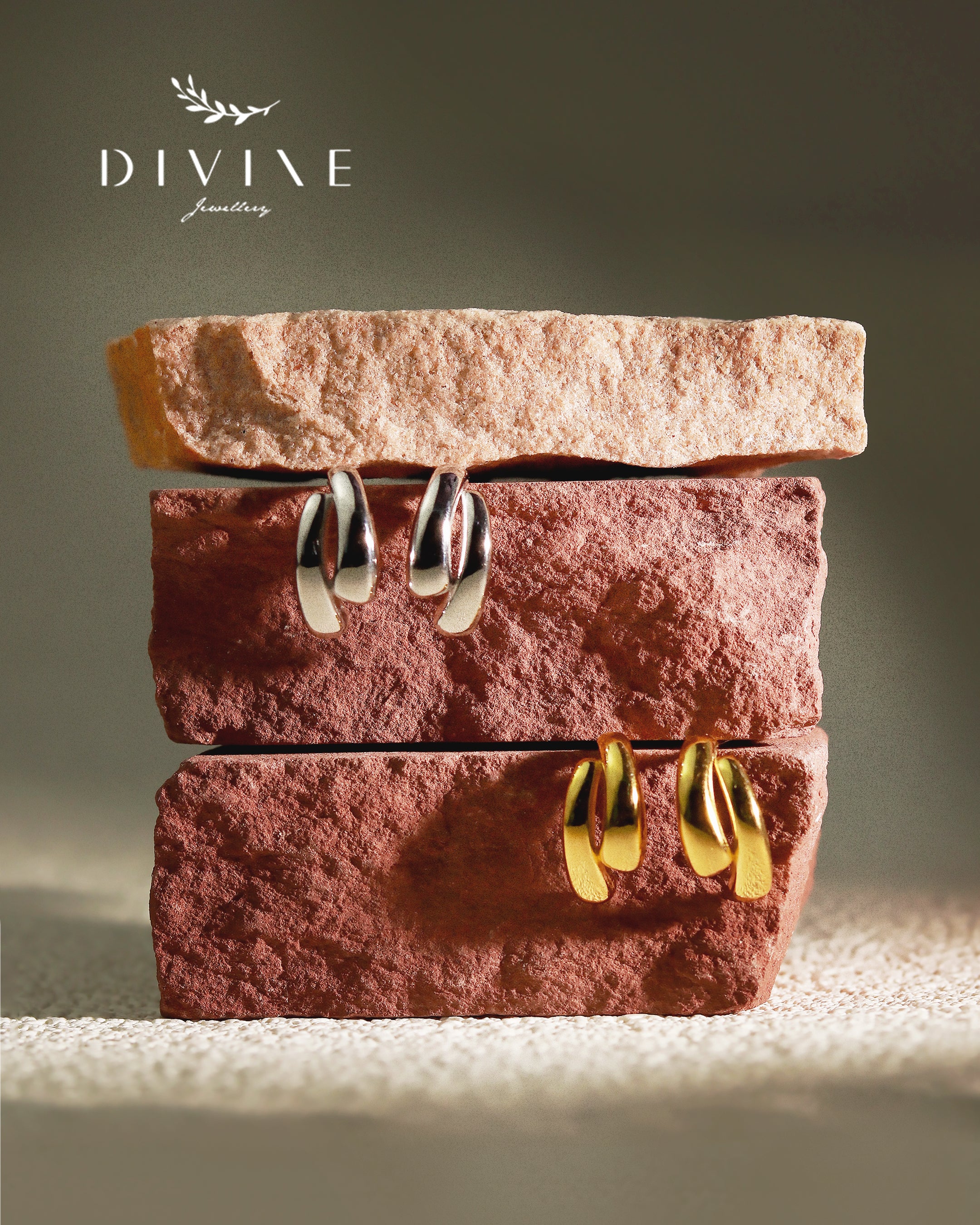 Silver earrings 409